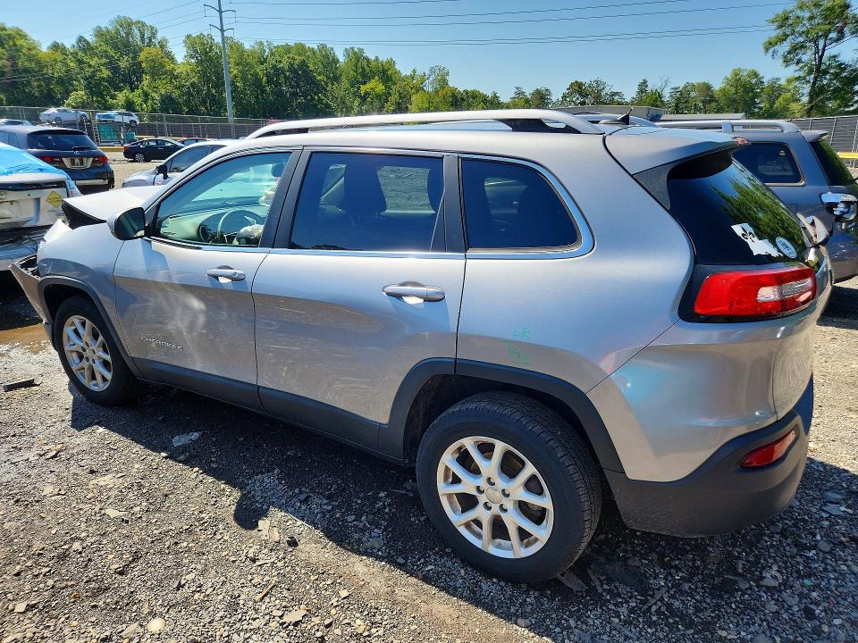 67814796 :رقم المزاد ، 1C4PJLCB2EW162839 vin ، 2014 Jeep Cherokee مزاد بيع