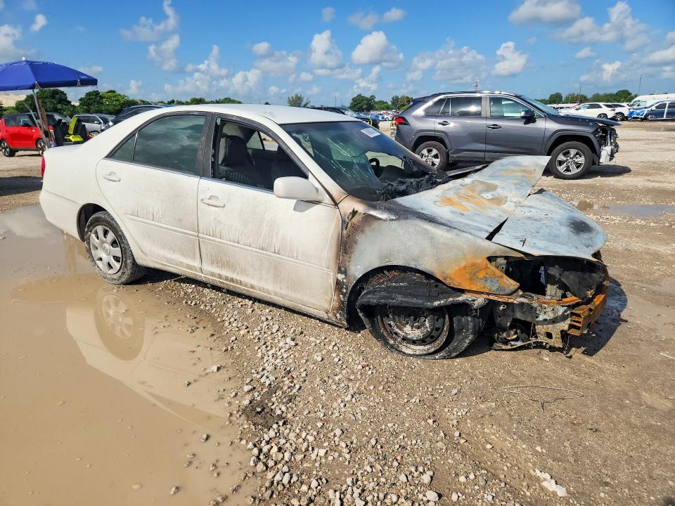 Продажа на аукционе авто 2002 Toyota Camry, vin: 4T1BE32K42U098967, номер лота: 68983876