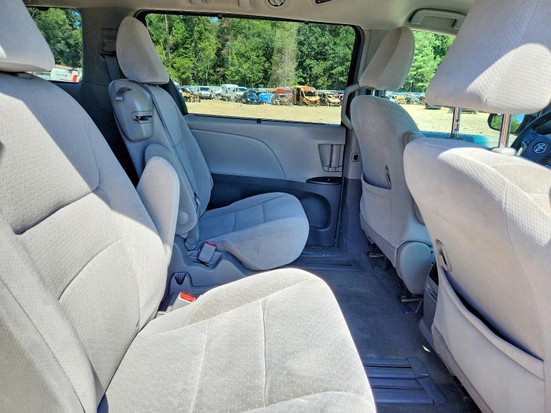 69177046 :رقم المزاد ، 5TDKK3DCXGS736492 vin ، 2016 Toyota Sienna مزاد بيع