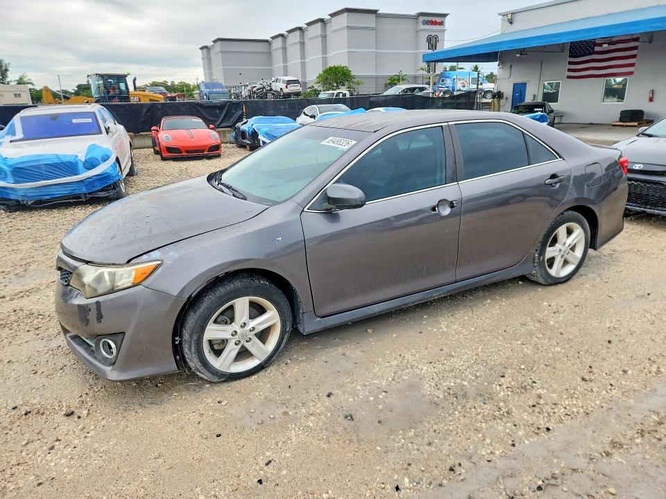 Aukcja sprzedaży 2014 Toyota Camry, vin: 4T1BF1FK8EU320362, numer aukcji: 69486326