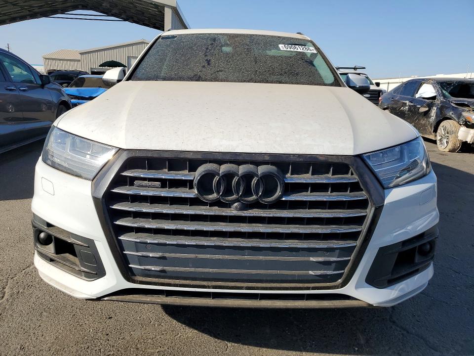 Продаж на аукціоні авто 2018 Audi Q7, vin: WA1VAAF79JD026131, номер лоту: 69061286
