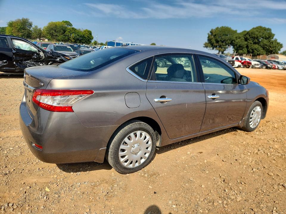 2015 Nissan Sentra მანქანა იყიდება აუქციონზე, vin: 3N1AB7AP7FY361147, აუქციონის ნომერი: 70183576