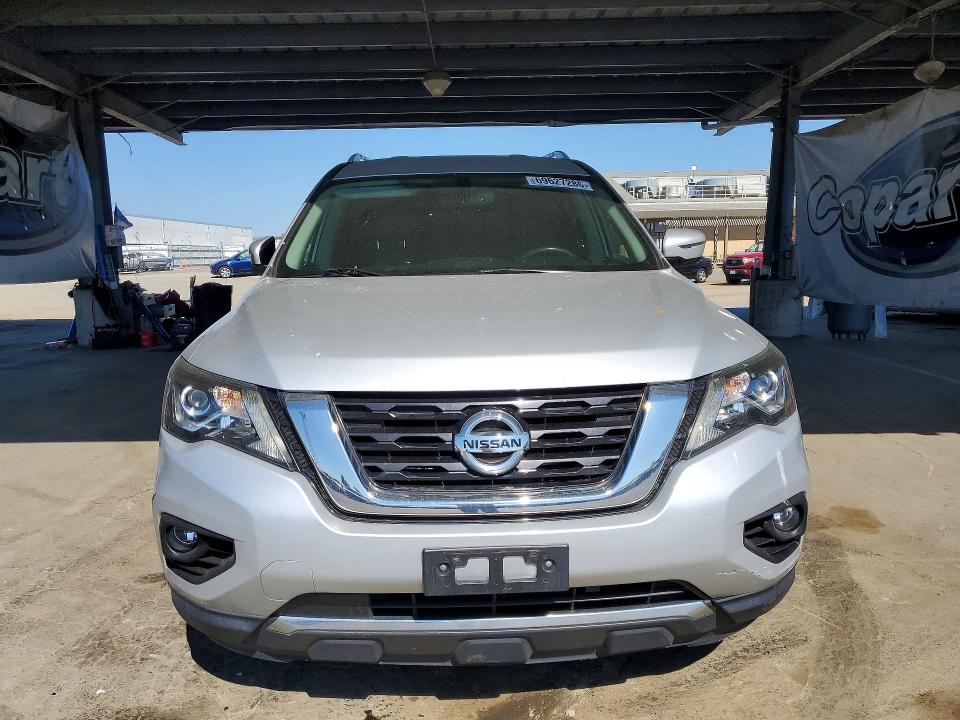 Продажа на аукционе авто 2017 Nissan Pathfinder, vin: 5N1DR2MM4HC618220, номер лота: 69627286