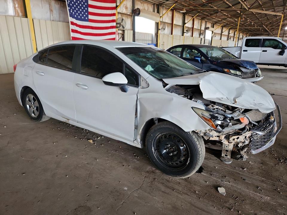 69625016 :رقم المزاد ، 1G1BC5SM2H7270193 vin ، 2017 Chevrolet Cruze مزاد بيع