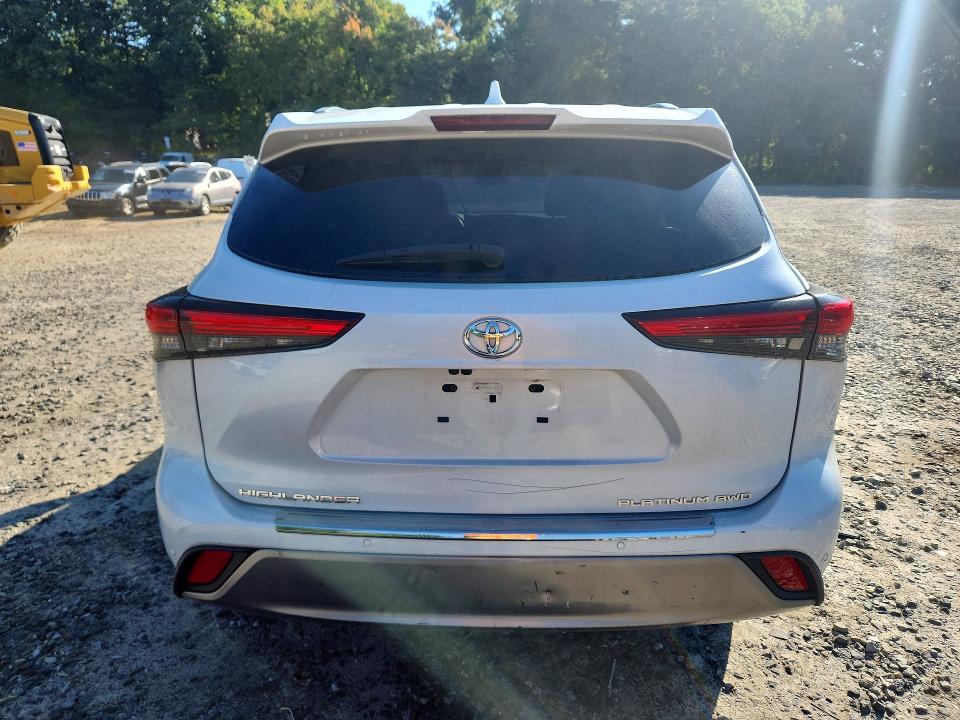 Продаж на аукціоні авто 2022 Toyota Highlander, vin: 5TDFZRBH7NS200255, номер лоту: 67057076