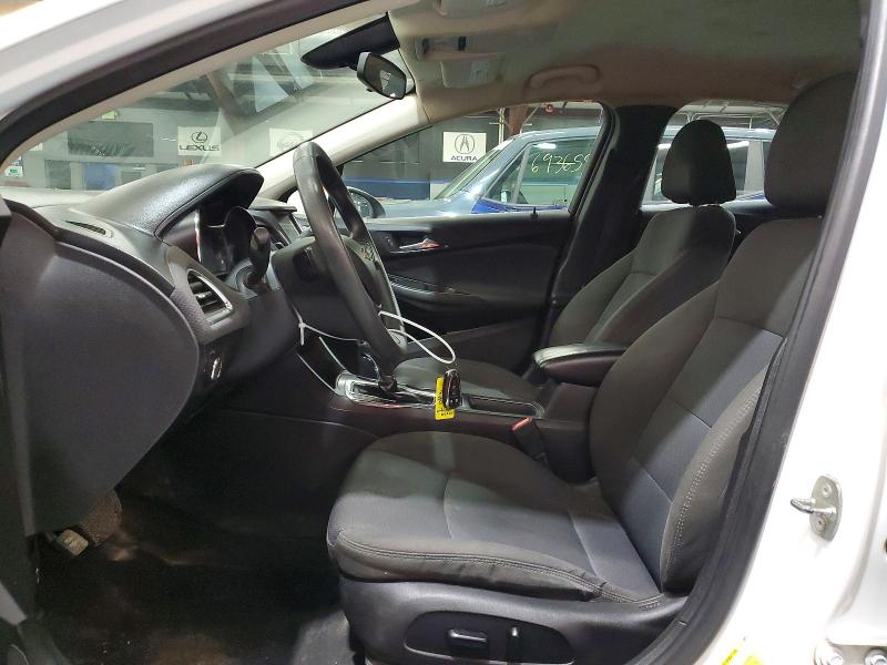 Auction sale of the 2018 Chevrolet Cruze, vin: 1G1BE5SM5J7176082, lot number: 69358626