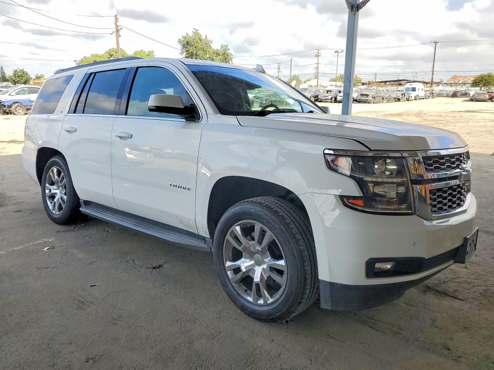 69776846 :رقم المزاد ، 1GNSCBKC9KR156496 vin ، 2019 Chevrolet Tahoe مزاد بيع