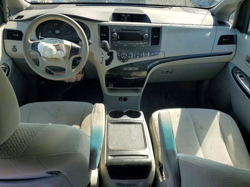 68104276 :رقم المزاد ، 5TDKK3DC1DS331682 vin ، 2013 Toyota Sienna مزاد بيع