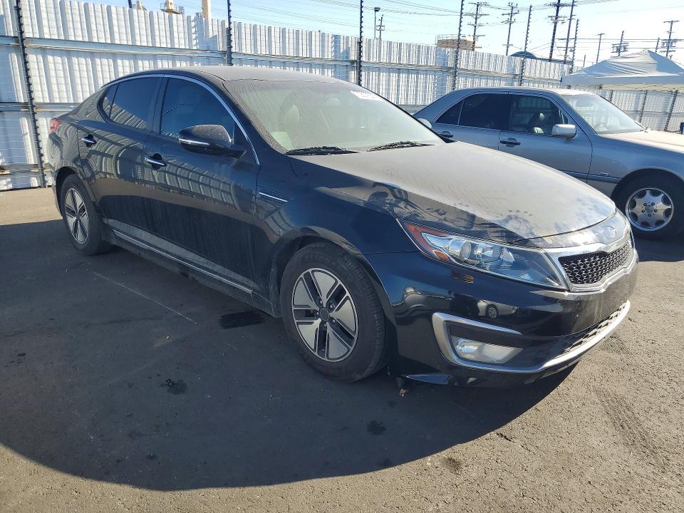 2011 Kia Optima Hybrid მანქანა იყიდება აუქციონზე, vin: KNAGM4AD9B5006202, აუქციონის ნომერი: 70507536