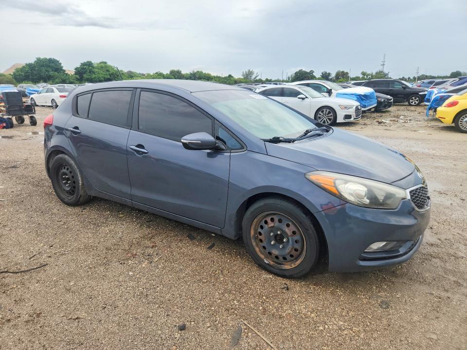 69524036 :رقم المزاد ، KNAFK5A87G5583344 vin ، 2016 Kia Forte5 مزاد بيع