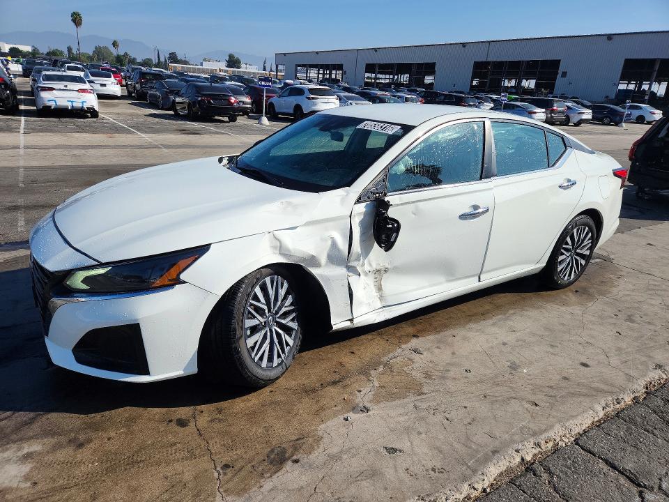 Продажа на аукционе авто 2025 Nissan Altima, vin: 1N4BL4DVXSN332245, номер лота: 70558316