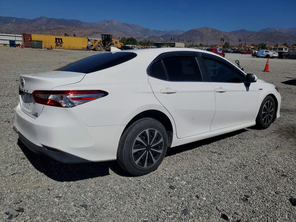 69462716 :رقم المزاد ، 4T1C31AK0LU539947 vin ، 2020 Toyota Camry مزاد بيع
