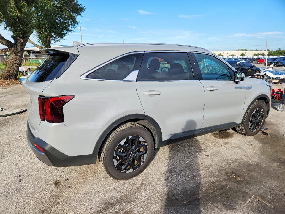 2026 Kia Sorento მანქანა იყიდება აუქციონზე, vin: 5XYRL4JCXTG415260, აუქციონის ნომერი: 67771646