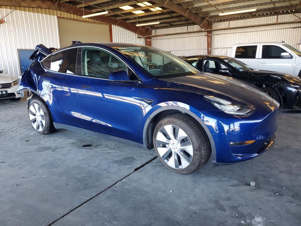 Продажа на аукционе авто 2022 Tesla Model Y, vin: 7SAYGDEE5NF355770, номер лота: 68072266