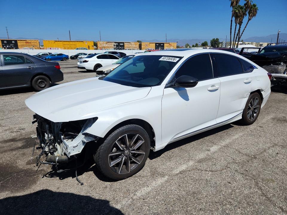 Продажа на аукционе авто 2022 Honda Accord, vin: 1HGCV1F59NA057646, номер лота: 68706936