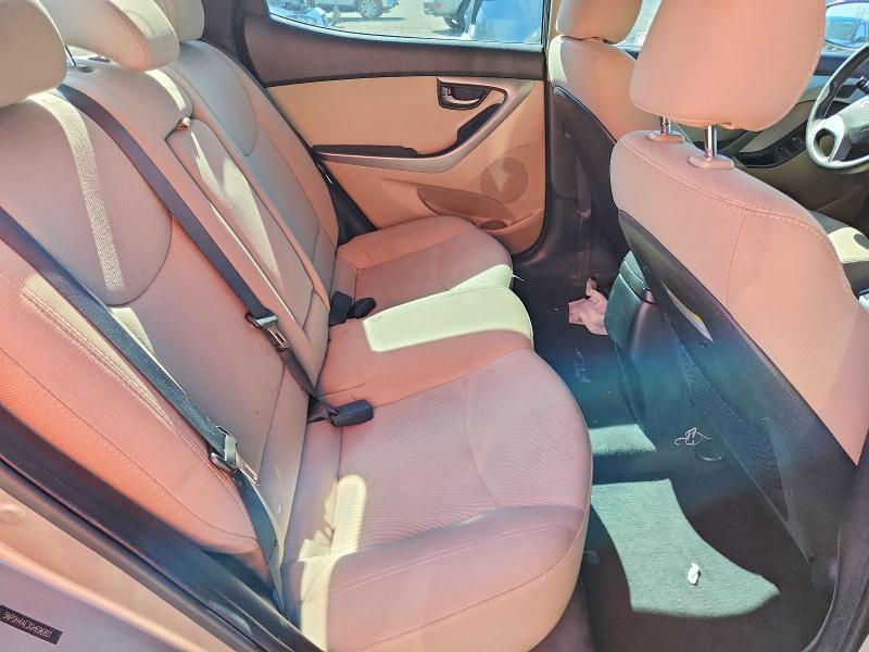 68077136 :رقم المزاد ، 5NPDH4AE3GH696801 vin ، 2016 Hyundai Elantra مزاد بيع