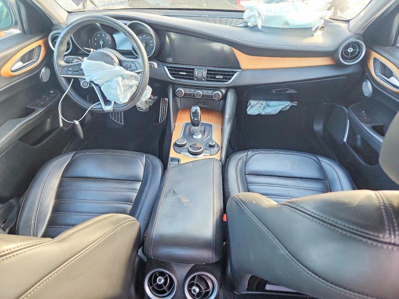 68037976 :رقم المزاد ، ZARFAMBN9K7612124 vin ، 2019 Alfa Romeo Giulia مزاد بيع