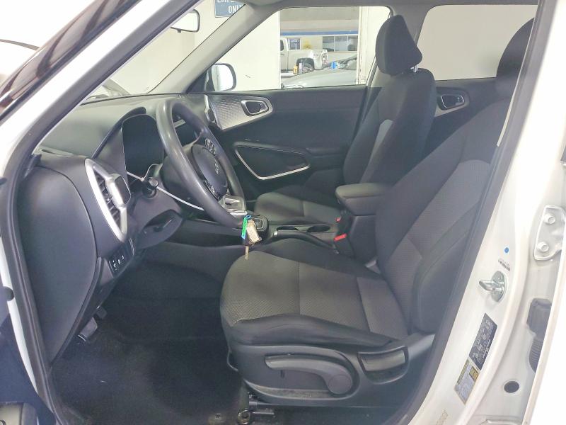 69842986 :رقم المزاد ، KNDJ23AU4P7876184 vin ، 2023 Kia Soul مزاد بيع