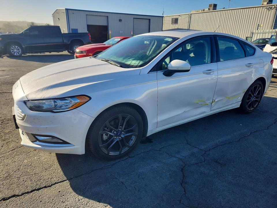 Продажа на аукционе авто 2018 Ford Fusion, vin: 3FA6P0H71JR184783, номер лота: 71181216
