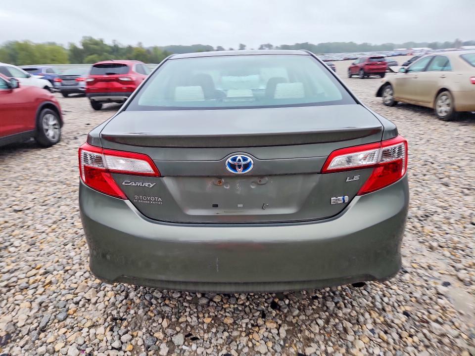 2012 Toyota Camry Hybrid მანქანა იყიდება აუქციონზე, vin: 4T1BD1FK4CU029070, აუქციონის ნომერი: 69173376