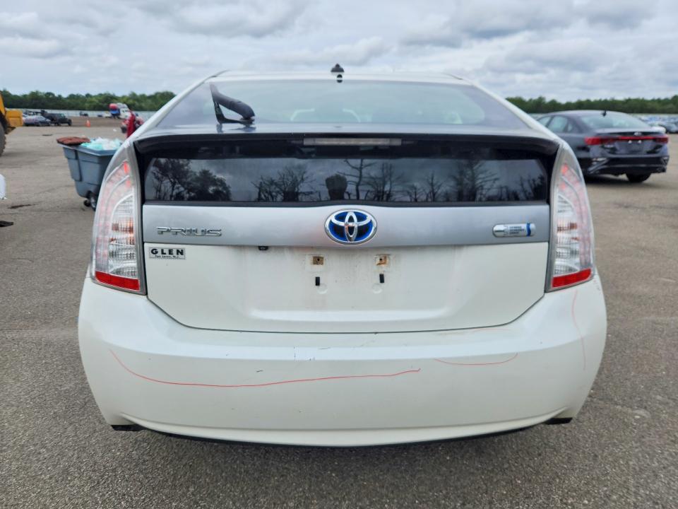 2013 Toyota Prius Plug-in Hybrid მანქანა იყიდება აუქციონზე, vin: JTDKN3DPXD3038813, აუქციონის ნომერი: 69676256