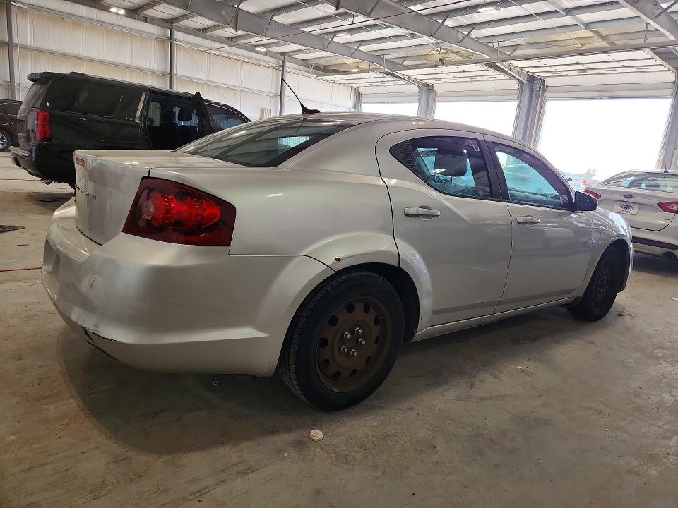 70094826 :رقم المزاد ، 1C3CDZAB7CN128270 vin ، 2012 Dodge Avenger مزاد بيع