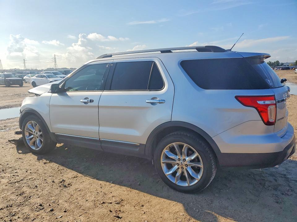 67961126 :رقم المزاد ، 1FM5K7F86EGC35180 vin ، 2014 Ford Explorer مزاد بيع