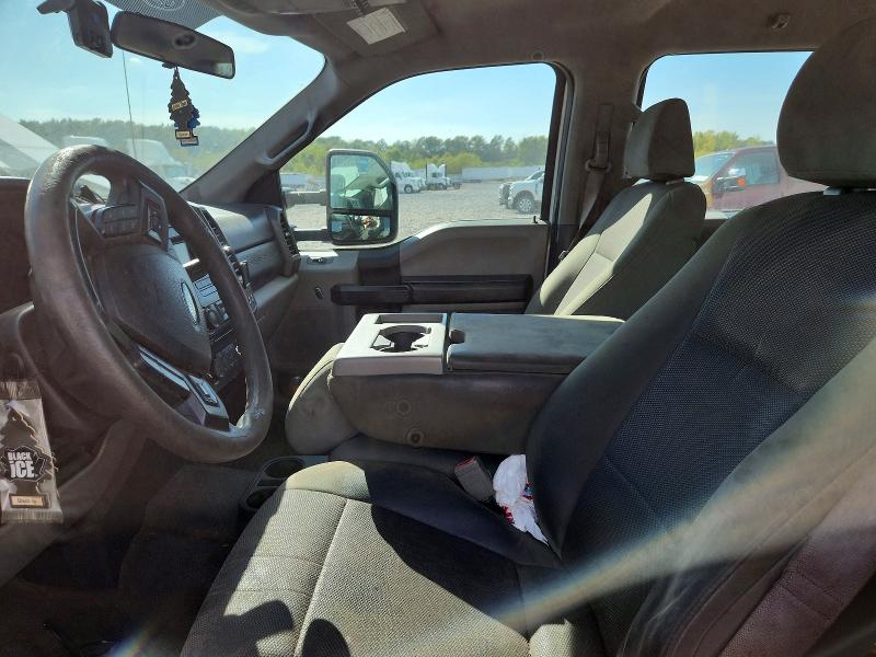 70492426 :رقم المزاد ، 1FD0W5GY5JEC52110 vin ، 2018 Ford F550 مزاد بيع