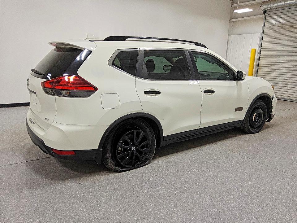 Продаж на аукціоні авто 2017 Nissan Rogue, vin: 5N1AT2MT6HC756160, номер лоту: 67992886