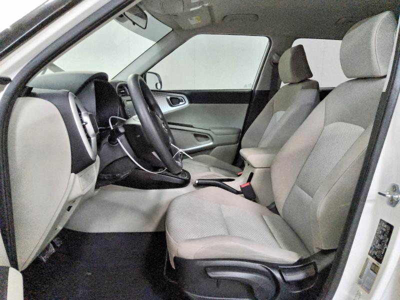 67475066 :رقم المزاد ، KNDJ23AU7M7775653 vin ، 2021 Kia Soul مزاد بيع