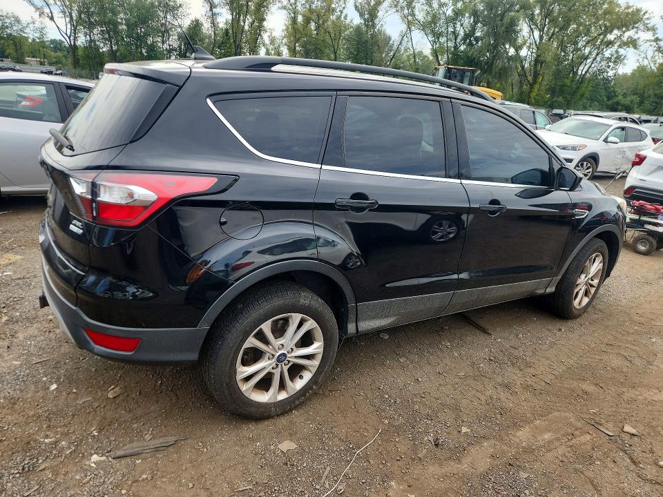 Продаж на аукціоні авто 2018 Ford Escape, vin: 1FMCU9HDXJUC64720, номер лоту: 69244916