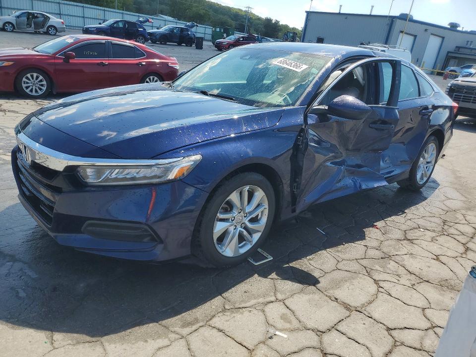 Auction sale of the 2018 Honda Accord, vin: 1HGCV1F12JA225814, lot number: 68646366