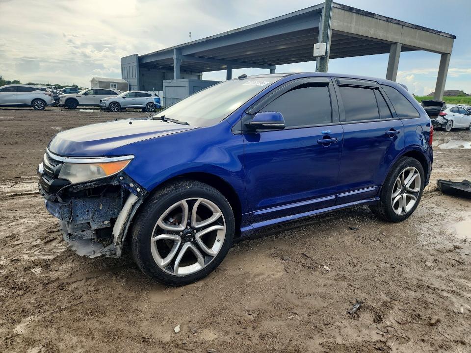 67447896 :رقم المزاد ، 2FMDK3AK8DBC73040 vin ، 2013 Ford Edge مزاد بيع