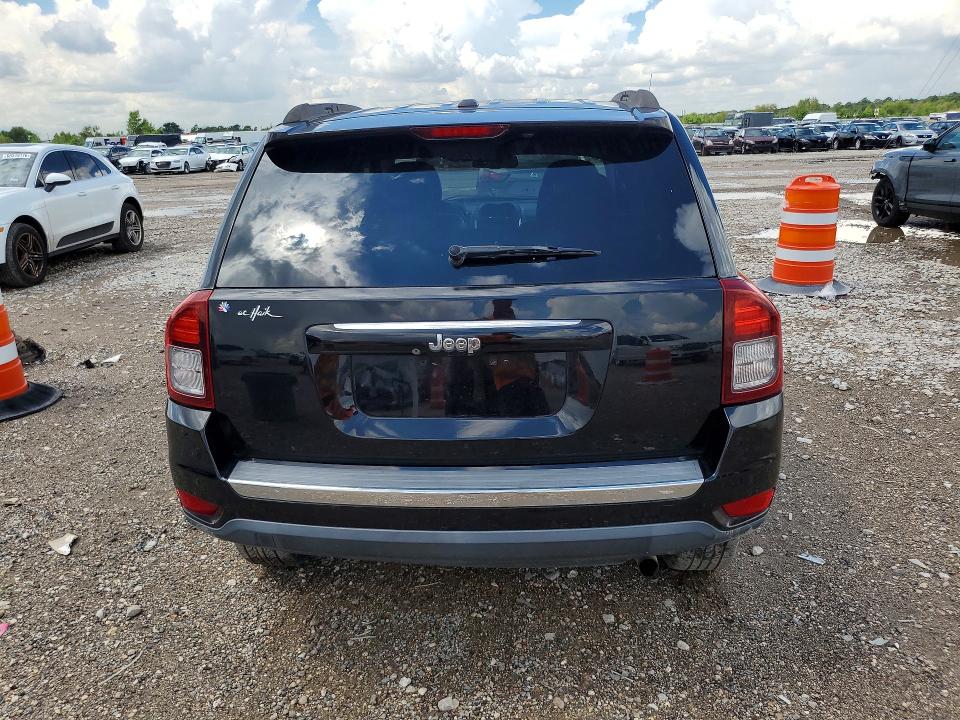 68162036 :رقم المزاد ، 1C4NJCEA8FD164846 vin ، 2015 Jeep Compass مزاد بيع