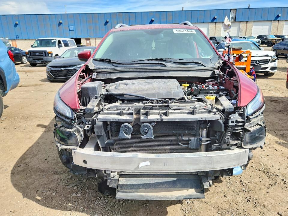 2017 Jeep Cherokee მანქანა იყიდება აუქციონზე, vin: 1C4PJMCS4HW645310, აუქციონის ნომერი: 68671436