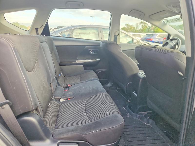 69364456 :رقم المزاد ، JTDZN3EUXHJ065868 vin ، 2017 Toyota Prius V مزاد بيع