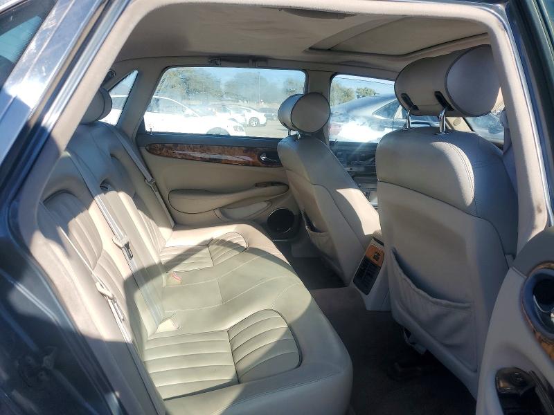 2001 Jaguar Xj8 მანქანა იყიდება აუქციონზე, vin: SAJDA14C71LF28390, აუქციონის ნომერი: 66850246