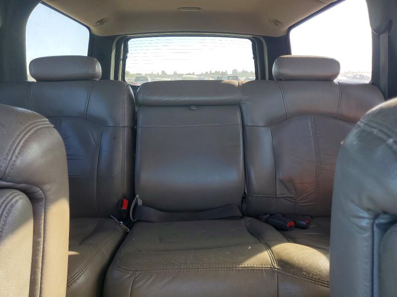 Продаж на аукціоні авто 2002 Chevrolet Suburban, vin: 3GNGK26G22G216320, номер лоту: 70321466