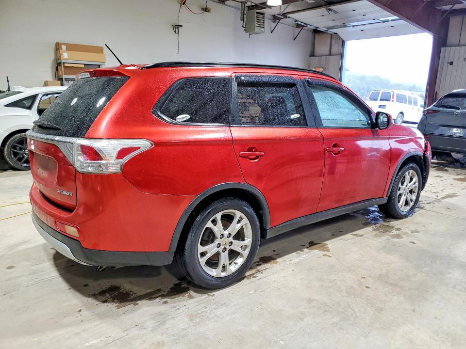 Продаж на аукціоні авто 2015 Mitsubishi Outlander, vin: JA4AD3A3XFZ007698, номер лоту: 70058986