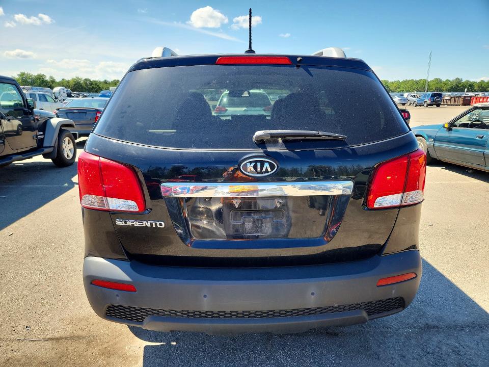 64633876 :رقم المزاد ، 5XYKT3A67DG408242 vin ، 2013 Kia Sorento مزاد بيع