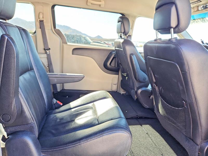 2016 Chrysler Town & Country მანქანა იყიდება აუქციონზე, vin: 2C4RC1BG6GR301418, აუქციონის ნომერი: 68124886