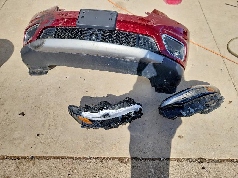 69774766 :رقم المزاد ، 1C4PJMDNXKD179989 vin ، 2019 Jeep Cherokee مزاد بيع