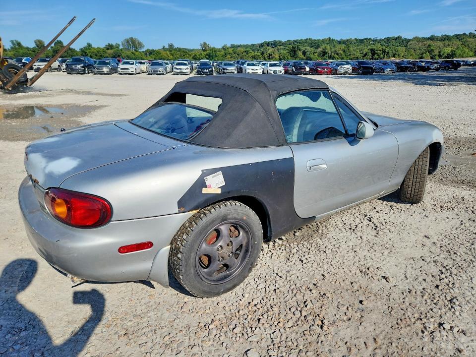 Auction sale of the 1999 Mazda Mx-5 Miata, vin: JM1NB3536X0111022        , lot number: 69187176