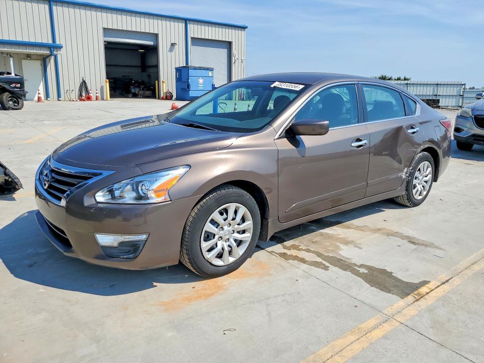 Продажа на аукционе авто 2015 Nissan Altima, vin: 1N4AL3APXFC211325, номер лота: 69310556