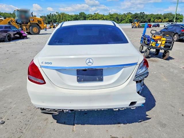2018 Mercedes-benz C მანქანა იყიდება აუქციონზე, vin: 55SWF4JB4JU261603, აუქციონის ნომერი: 70849876