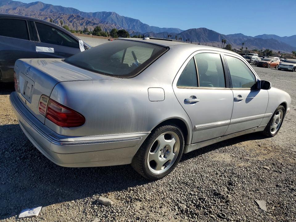 Продаж на аукціоні авто 2002 Mercedes-benz E, vin: WDBJF70J52B489537, номер лоту: 67443956