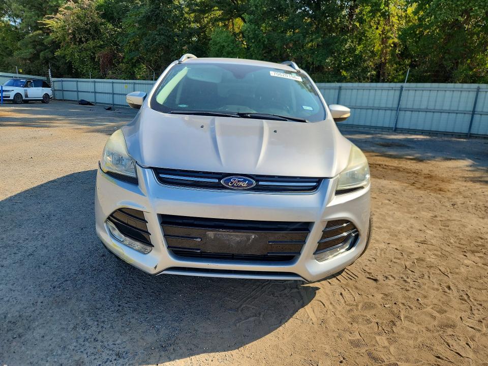 2016 Ford Escape მანქანა იყიდება აუქციონზე, vin: 1FMCU9J99GUC21839, აუქციონის ნომერი: 70620196