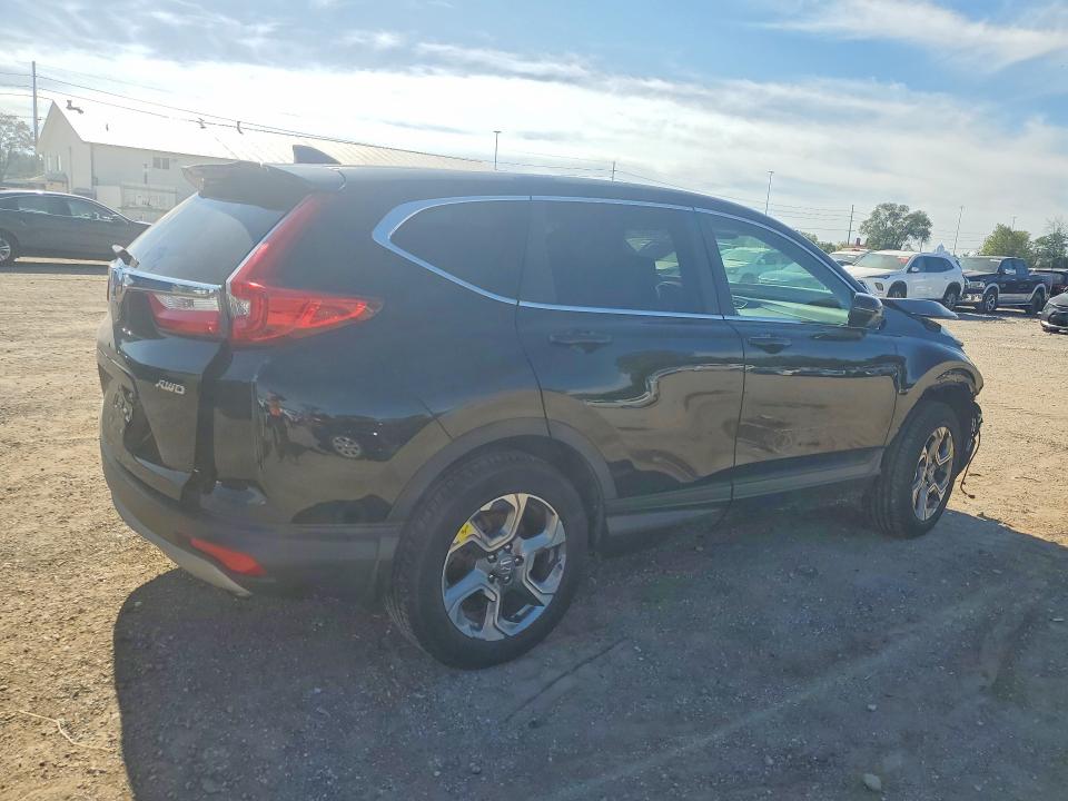 Продажа на аукционе авто 2018 Honda Cr-v, vin: 7FARW2H59JE020000, номер лота: 68215356