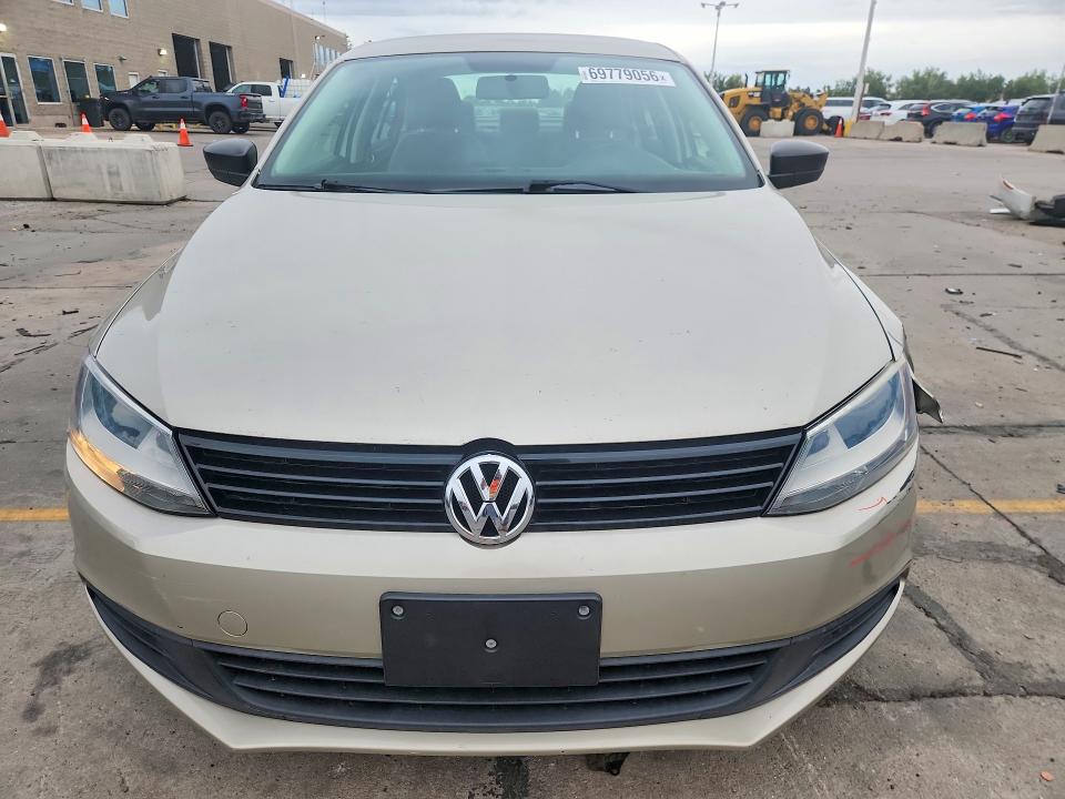 Продажа на аукционе авто 2013 Volkswagen Jetta, vin: 3VW2K7AJ4DM253616, номер лота: 69779056