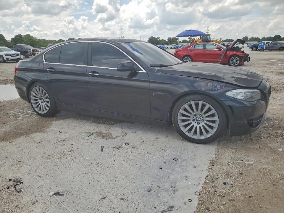 70174136 :رقم المزاد ، WBAFR7C53DC818193 vin ، 2013 Bmw 535 مزاد بيع